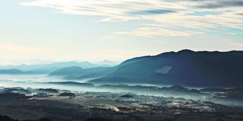 唤醒晨光：最适合搭配早餐的咖啡种类与手冲咖啡器具指南